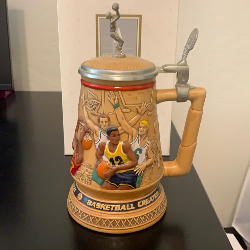 1993 Avon A Century Of Basketball Stein